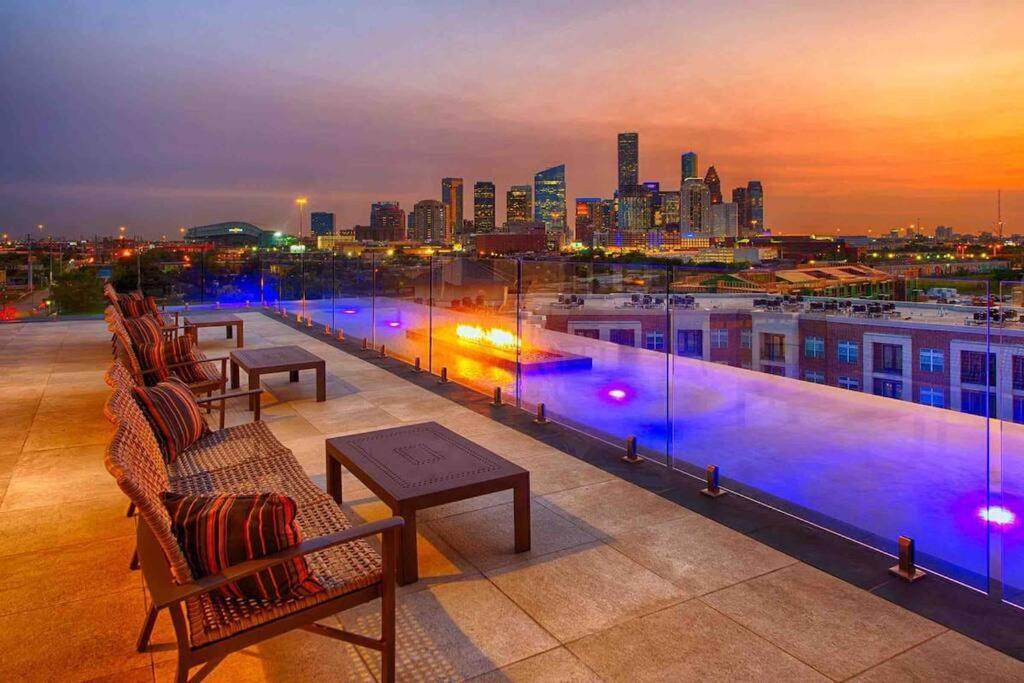 Downtown Living 1Br W/ Free Parking Garage Lejlighed Houston Eksteriør billede